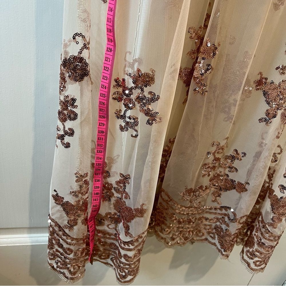 Showpo Passion Fusion NWT Nude Sequin V Neck Evening Gown Womens Size 4 - Picture 12 of 12